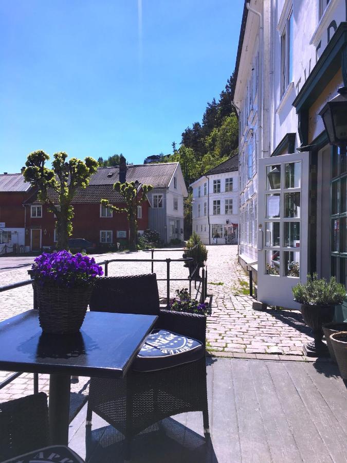 Tvedestrand Fjordhotell - Unike Hoteller Zewnętrze zdjęcie